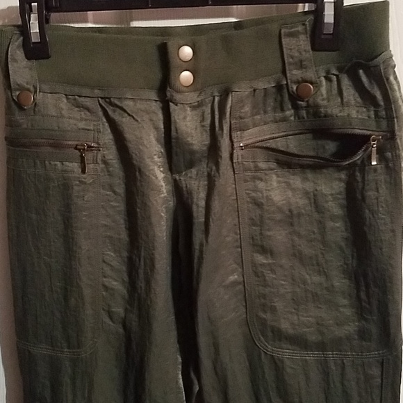 Pants - Picture 3 of 5